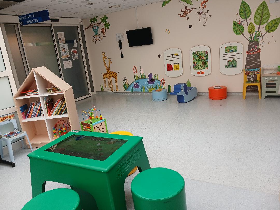 Espace de jeux pour les enfants hospitalisés en néonatalogie et pédiatrie au centre hospitalier Emile Roux